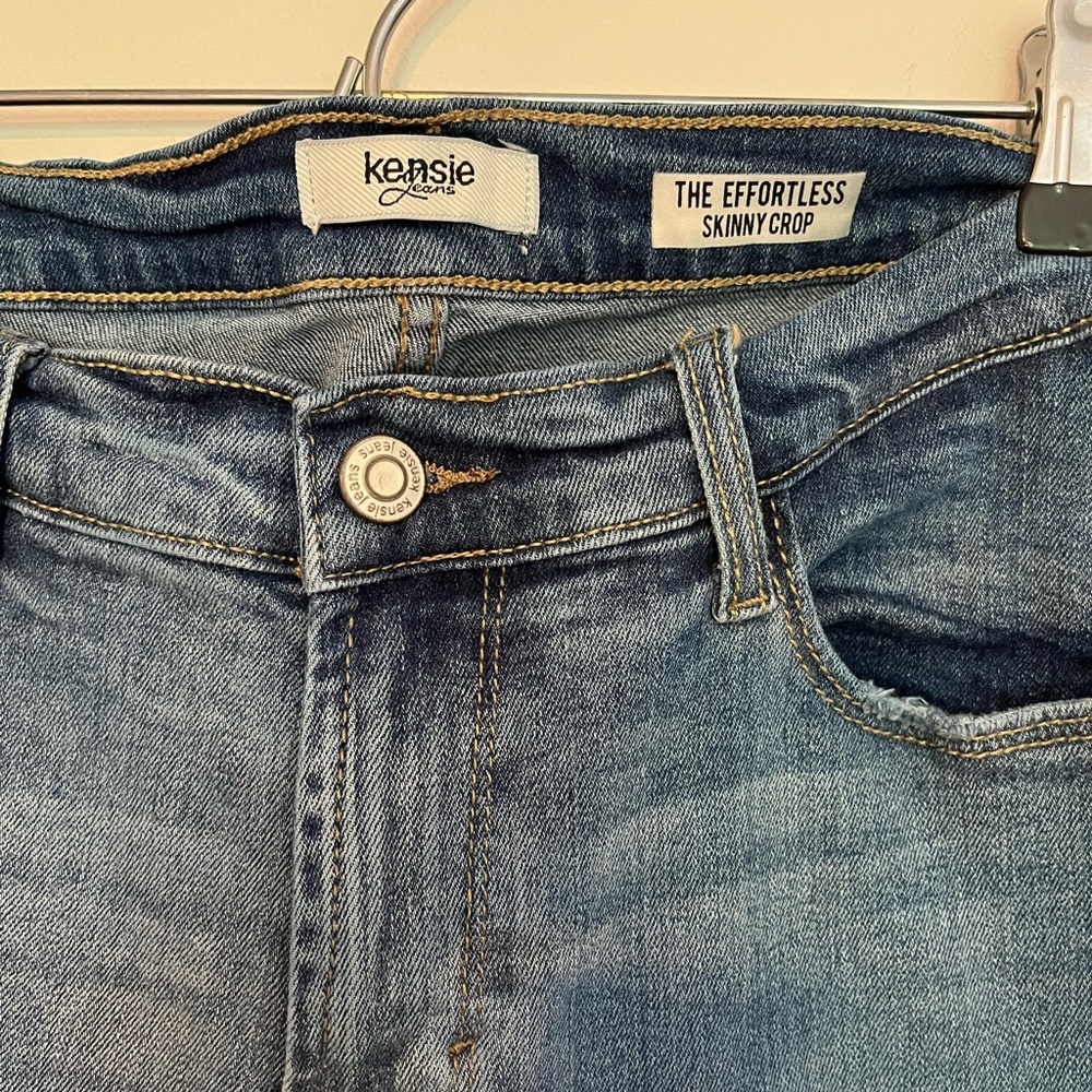 Kensie Effortless Skinny Crop Jeans w/ Distressed Details